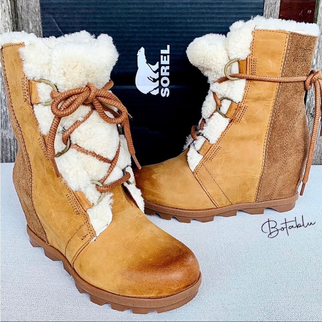 Sorel Joan Of Arctic Cozy Wedge Lace Up Waterproof Suede Ankle Boots 7.5 8